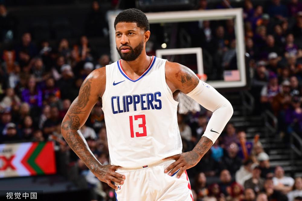 表现出浓厚 表现出浓厚