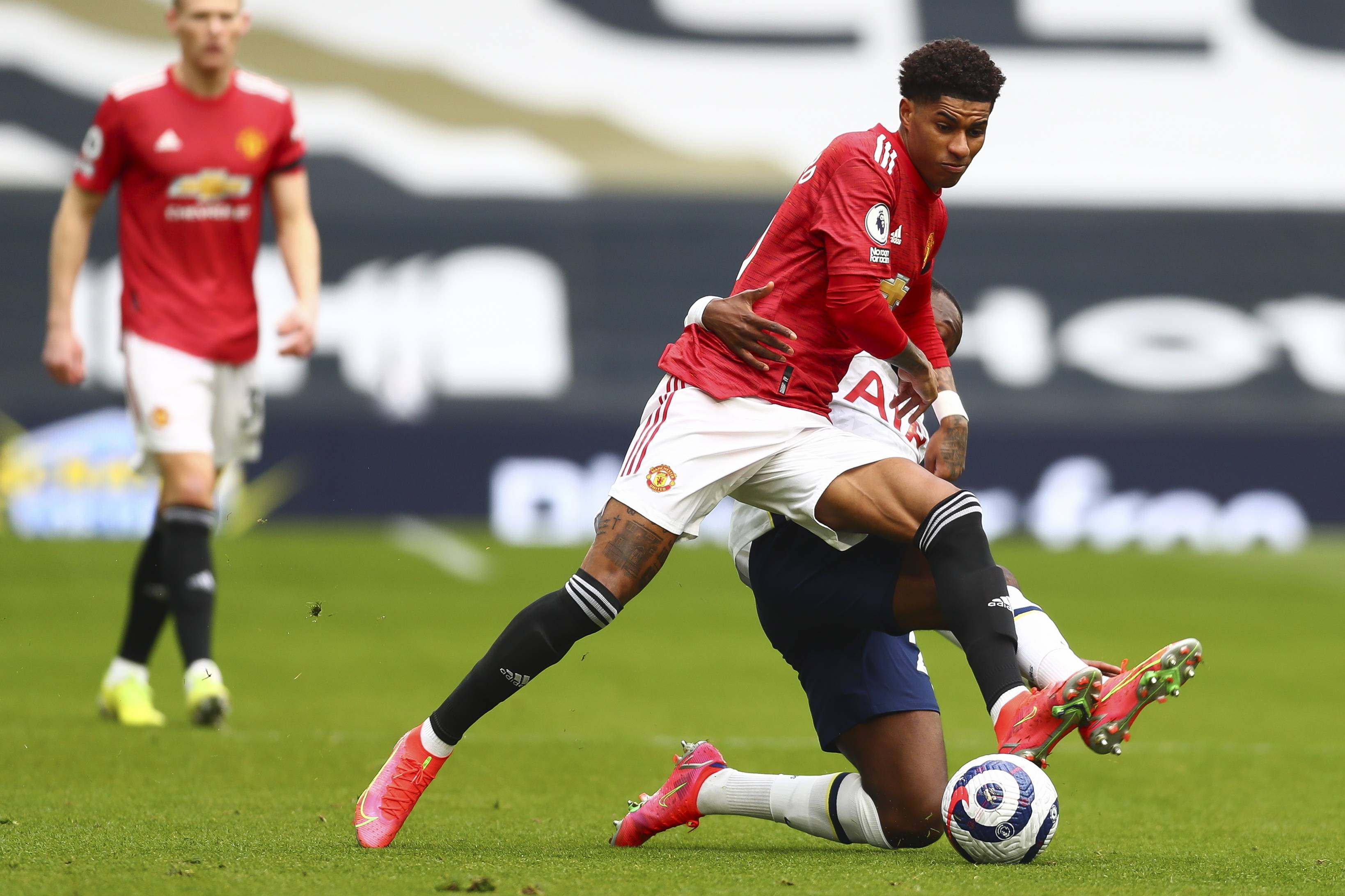 率大幅下降 率大幅下降