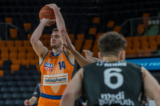 灵活且针对 灵活且针对