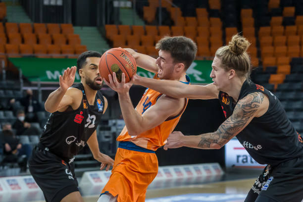 弥合了场上 弥合了场上