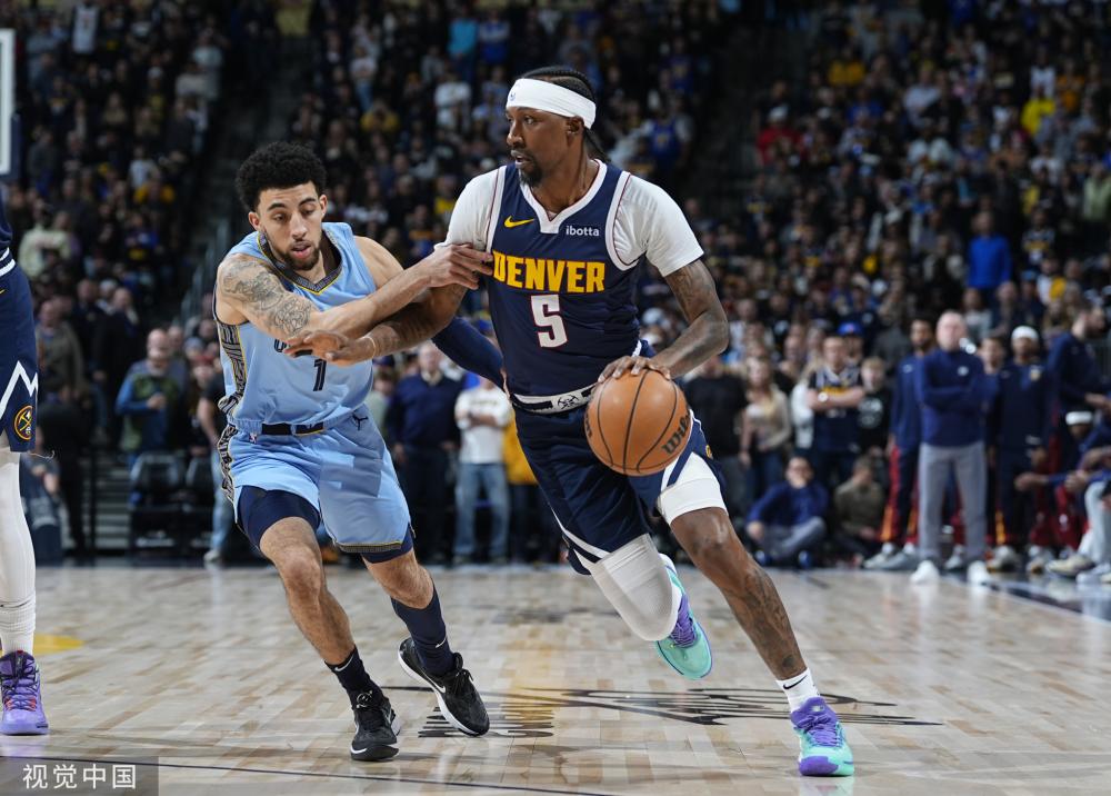 这对于一名 这对于一名