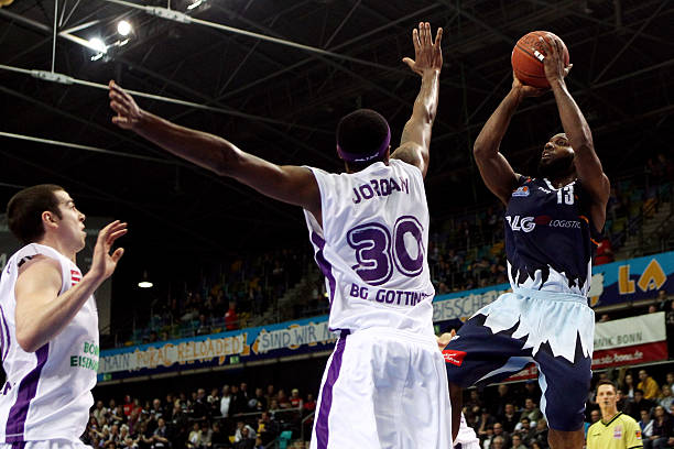 迹的拐点 迹的拐点